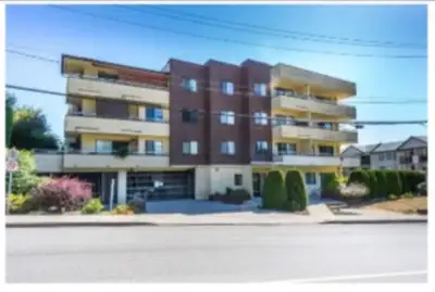 Top (4th) Floor. Located in downtown Abbotsford area. It feels spacious and open and has a beautiful...