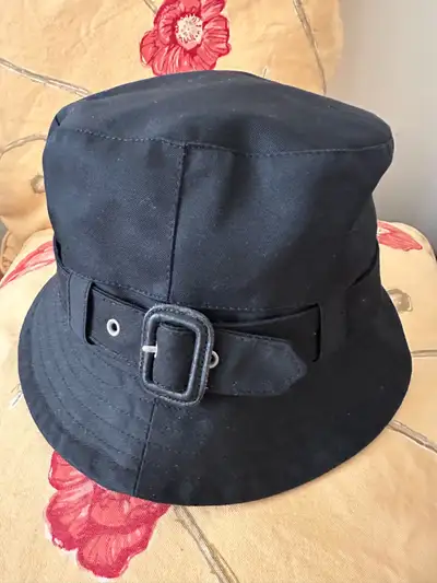 Authentic Burberry bucket Hat, View more