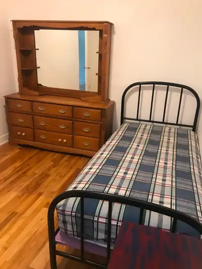 Belle Chambre Meublée T.Inclus avec WiFi
