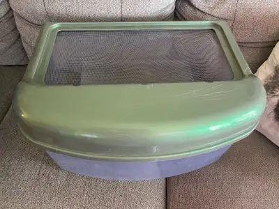 Bug/Reptile Keeper, View more