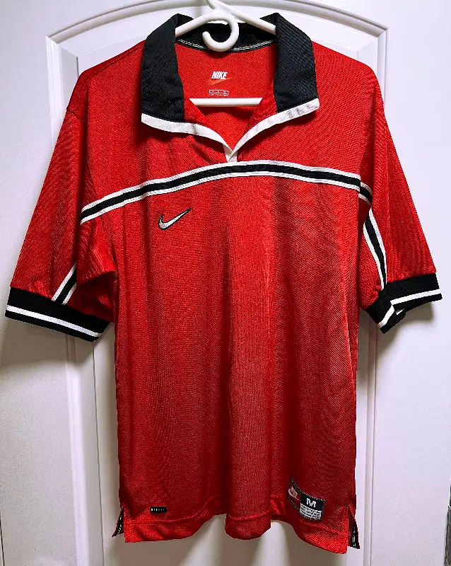 Rare Nike DR I- F.I.T. - Team Sports - Jersey - El Salvador. in Men's in Downtown-West End - Image 2