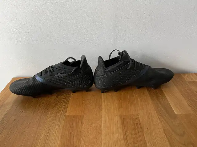 Chaussures soccer / soccer shoes in Soccer in Gatineau - Image 5