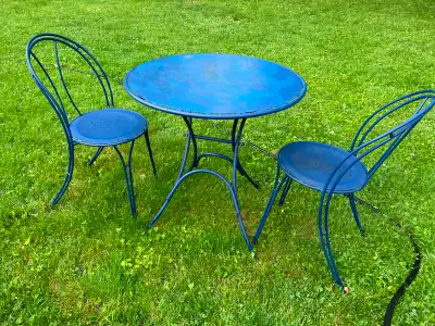 Blue Metal Bistro Table and 2 Chairs, View more