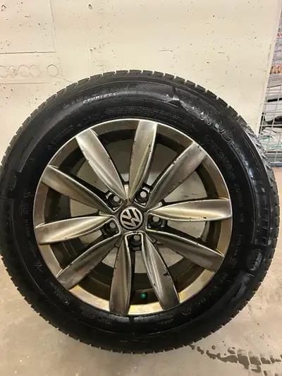 Winter tires on VW mag rims. Purchased March 7, 2024. In very good condition. From a VW Passat 2015