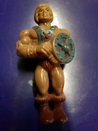 Vintage 1983 He-man clip good condition made in Hong Kong 