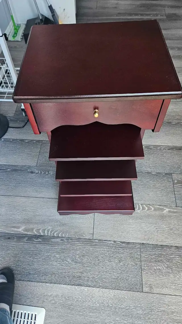 red cherry wood magazine stand/ mobile organizer  in Bookcases & Shelving Units in Edmonton - Image 4