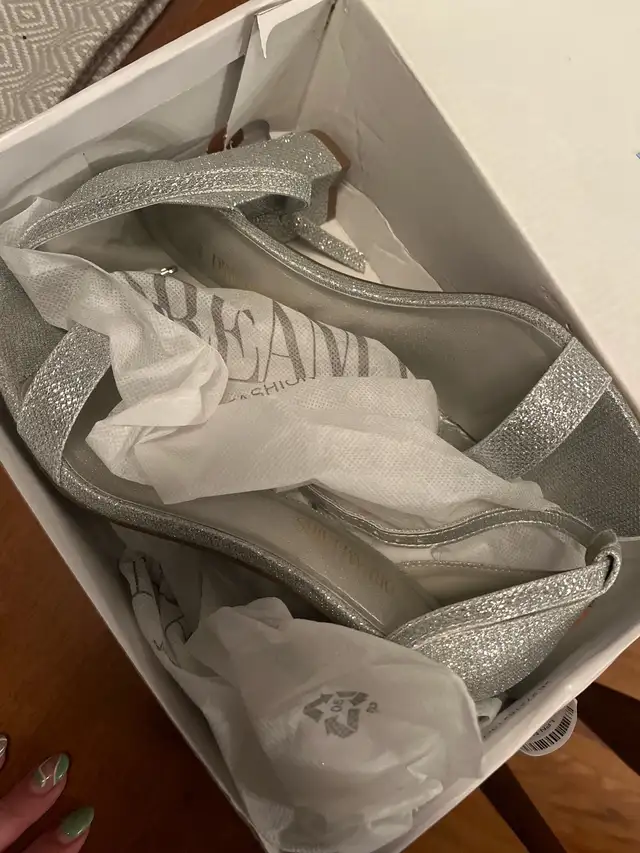 Glitter High Heels - Dream Pairs Chuck Silver in Women's - Shoes in Calgary - Image 3