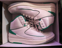 Jordan Retro 2 Lucky Green - Size 11