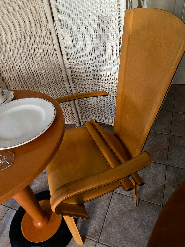 Table bistro / chaises dans Mobilier de salle à manger et cuisine  à Lanaudière - Image 4