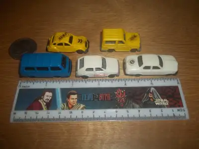 514-247-8483-communiqué 5 Vintage small car- 20$ VW Bus Golf LS BMW 730 Citroën 2CV (yellow) Mercede...
