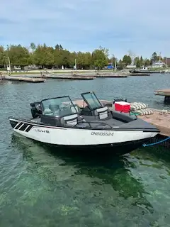 2021 Lowe Fish & Ski 1700 In Excellent Condition, low hours. -Sport Top -Custom Cover -Bow Cushions...