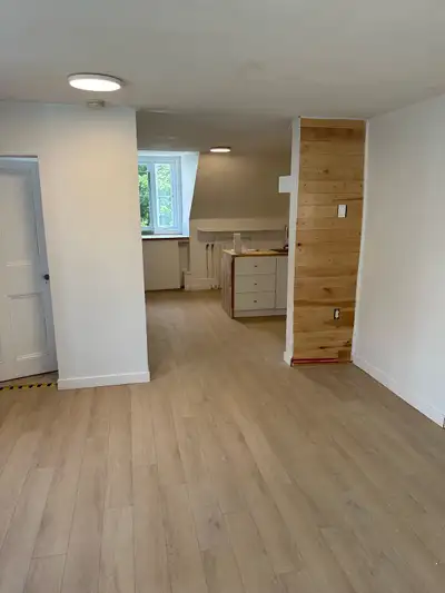Appartement 3 et demi rénové à l’entrée du vieux Lévis