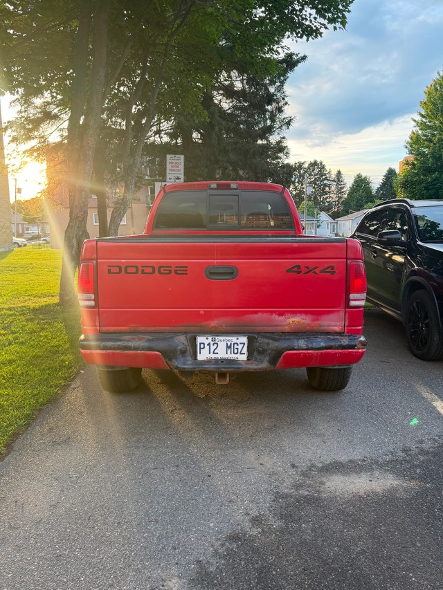 Dodge dakota 2001 — photo 2