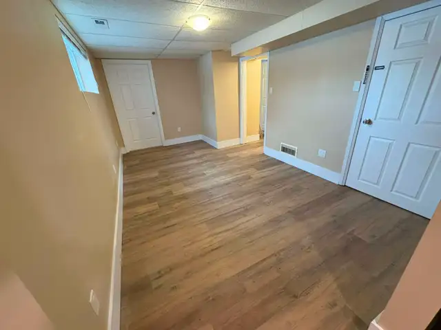 Renovated 2 bed 1 bath Basement Apartment for rent! in Long Term Rentals in Kitchener / Waterloo - Image 4