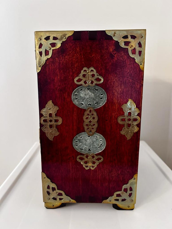Vintage Chinese Jewelry Box in Arts & Collectibles in Markham / York Region - Image 4