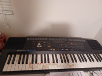 Intelligent Synthétiseur Piano Roland E16