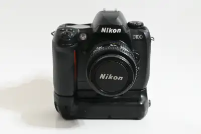 **Nikon D100 DSLR Digital Camera - PREMIUM**, View more