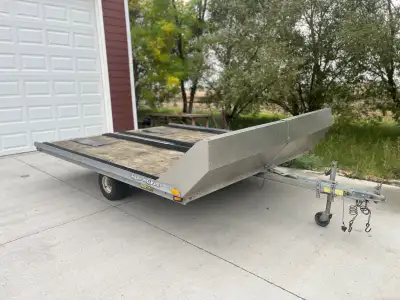 Snowmobile trailer double