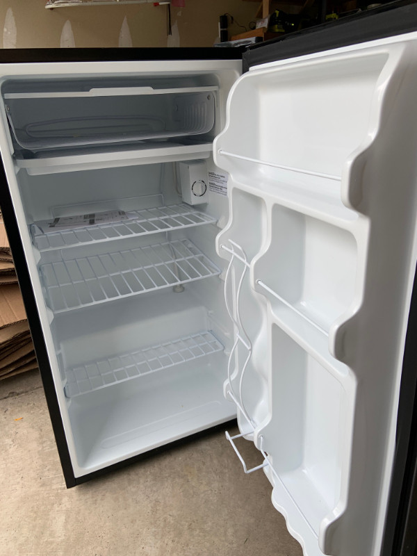 Arctic King Mini-Fridge 3.3 cu ft in Refrigerators in Hamilton