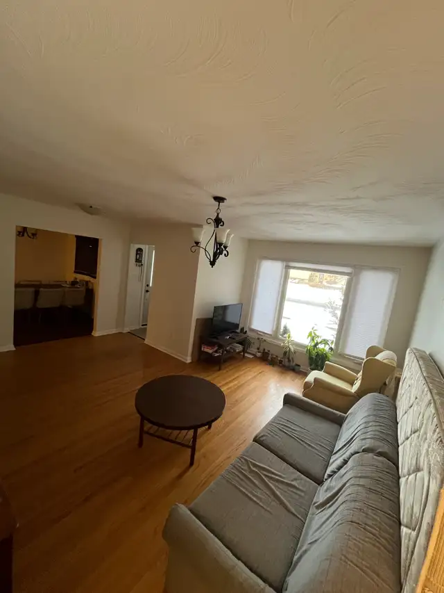 Room for Rent – $800/month | Friendly, Respectful Home in Short Term Rentals in Peterborough - Image 25