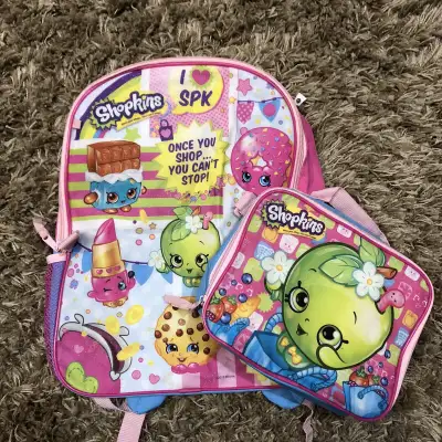 Backpack and Lunch Bag Set Shopkins Design Lunch kit velcroes to front of backpack, adjustable strap...