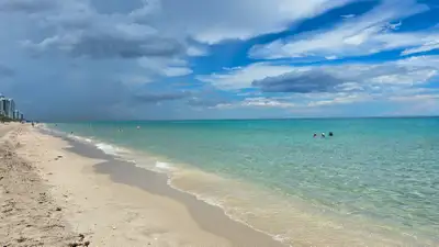 Condo penthouse à louer en Floride, Hallandale FOR RENT, View more