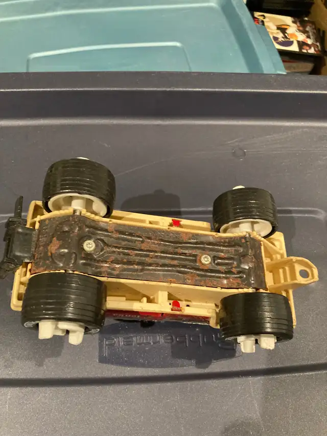 Pressed Metal Tonka Truck 1980s in Toys & Games in Oshawa / Durham Region - Image 4