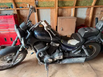 1991 Suzuki intruder 1400 for sale needs battery runs drive stops asking 2000 OBO or trades on for w...