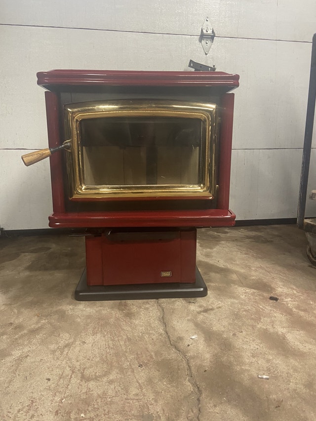 PE Spectrum red enamel wood stove Fireplace & Firewood Kitchener