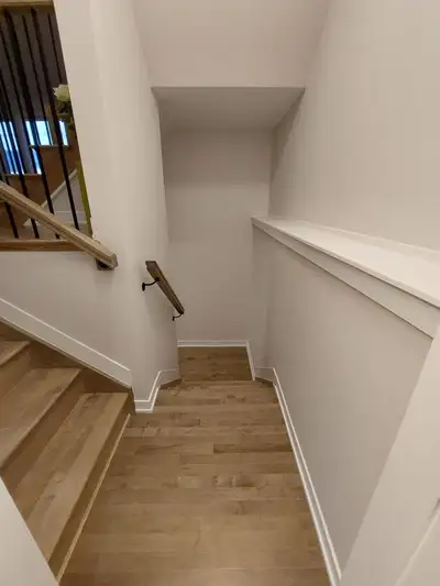 Very Large basement suite/private bathroom