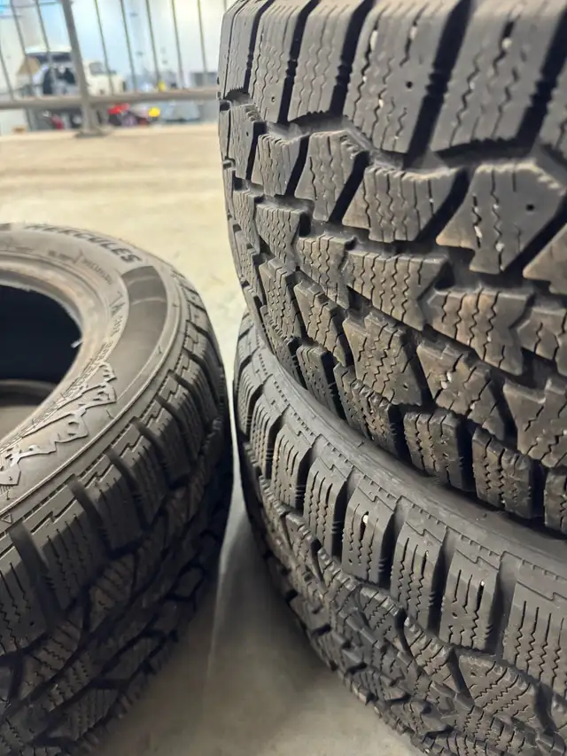 Hercules Avalanche RT  winter tires. 205/55R16 in Tires & Rims in Annapolis Valley - Image 3