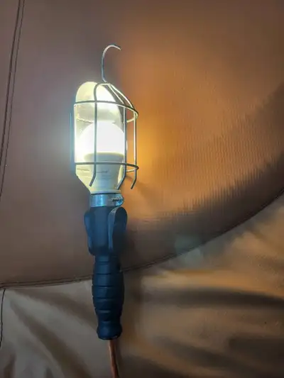 Lampe, lumière,  Baladeur dépannage pour faire mécanique, View more