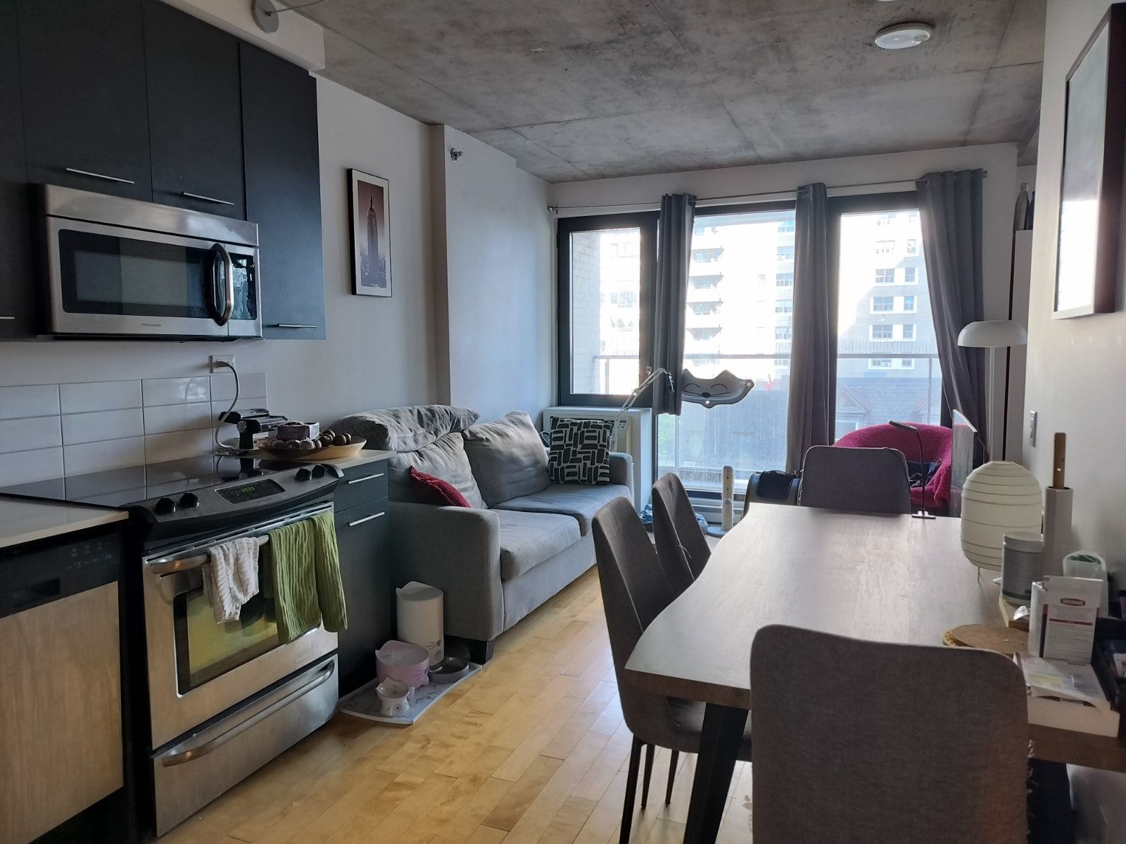 Condo 2 1/2 Meublé  - Tout inclus - Métro Atwater — photo 1