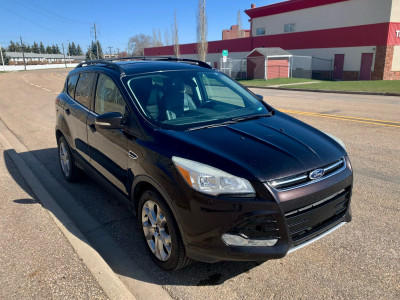 2013 FORD ESCAPE SEL 4WD SUV  with Free Winter Tires