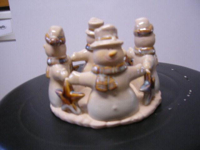 SNOWMEN PILLAR CANDLE HOLDER in Arts & Collectibles in Dartmouth - Image 4