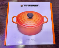 LE CREUSET Round 5.3 L Dutch Oven - Made in France - Brand New! 