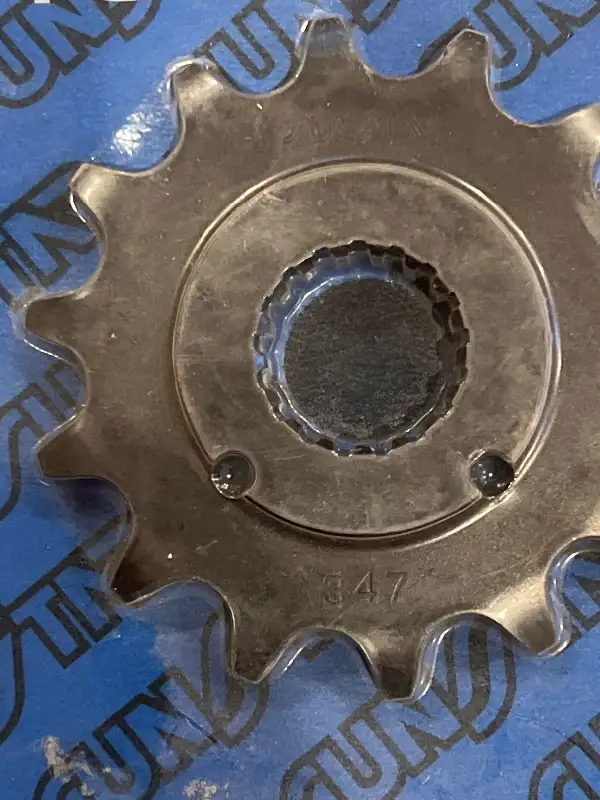 Honda CR250 CRF450 CR500 Front Gear Sprocket Suzuki RMZ450 34714 in Other in Barrie - Image 7