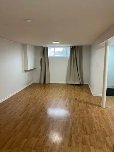 Private room available in a 2-bedroom, 1.5-bath unit in Scarborough (Victoria Park & Terraview). It...