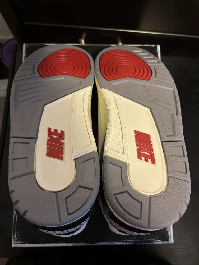 Jordan 3 White Cement Reimagined size 11 in Men's Shoes in City of Toronto - Image 8