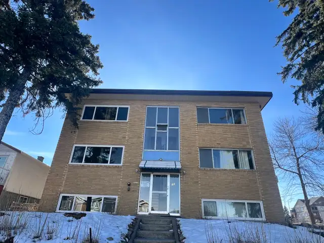 3rooms apartments available at Centre st.