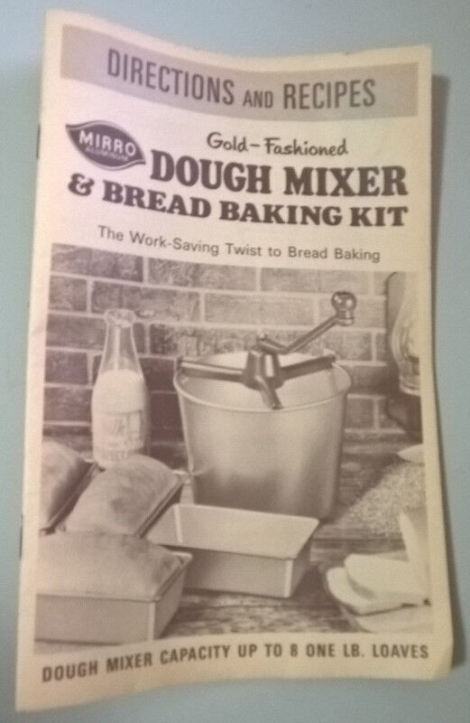 Vintage Mirro Gold Fashioned Dough Mixer in Arts & Collectibles in Oshawa / Durham Region - Image 2