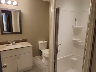 Basement apartment for rent in St Catharines (May to August)