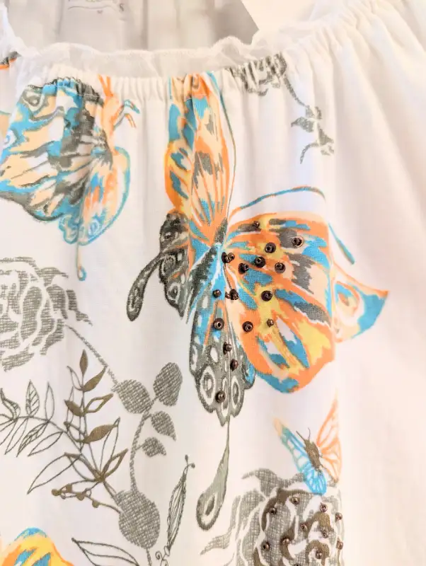 Northern Reflections Women’s Top Butterfly and Floral Print, New in Women's - Tops & Outerwear in Ottawa - Image 2