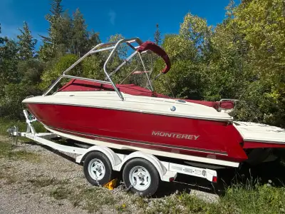 Beautiful 23’ Monteray OPEN Bowrider Wake board tower with huge Bimini top ~ Porta potty in Cuddy Su...