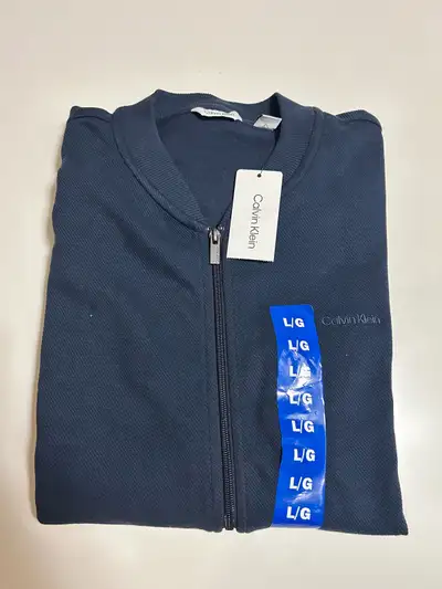 Brand New Gap Casual Shirt. Remember to check out my other ads. Discount available for multiple purc...