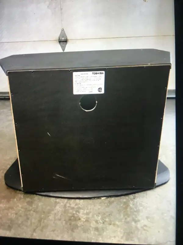 TV Stand in TV Tables & Entertainment Units in Kamloops - Image 5