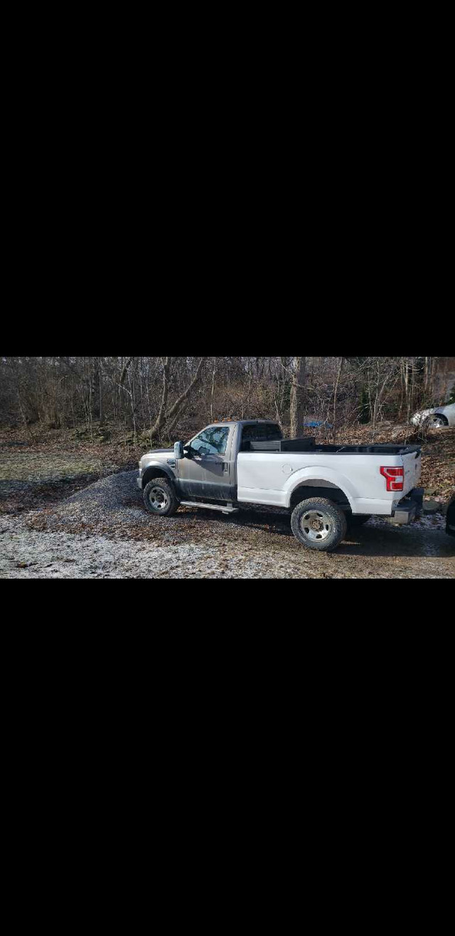 2009 Ford350 5.4 $7000 8'box in Cars & Trucks in Oakville / Halton Region