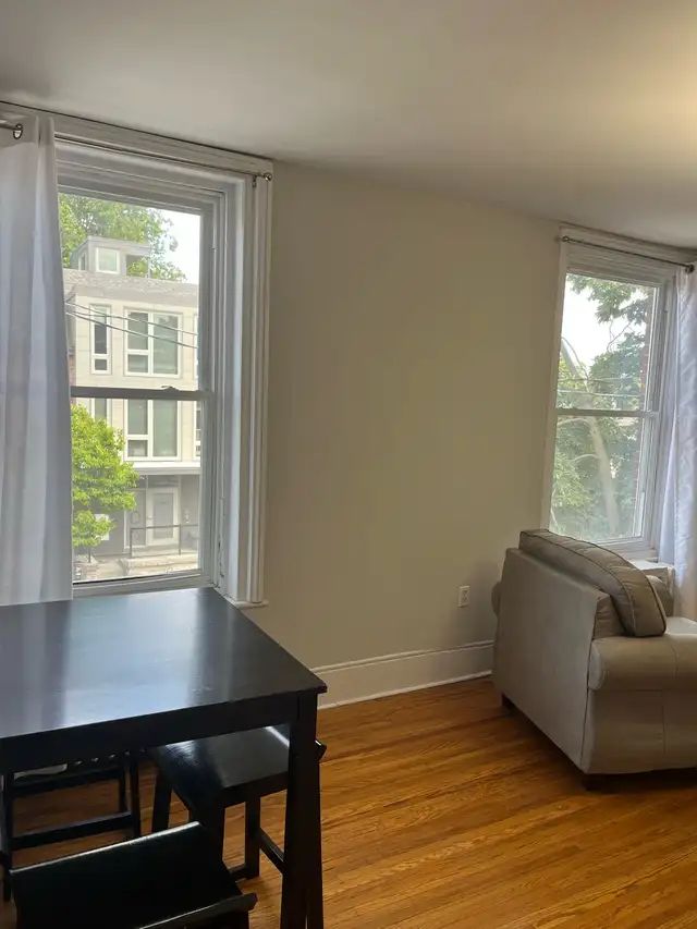 Lease transfer: beautiful 1 bedroom apartment steps from Stauff in Long Term Rentals in Kingston - Image 4