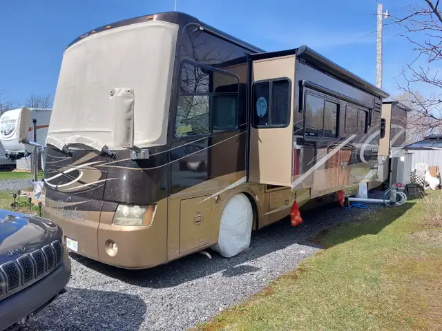 TIFFIN PHAETON 40QTH 2010 in RVs & Motorhomes in City of Montréal - Image 3