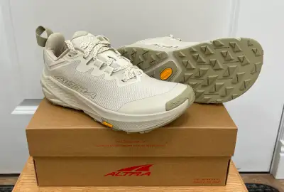 Altra Experience Wild 3+, Sand Colour - Women’s US 8.5 - BNIB, View more